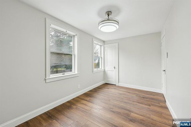756 Cedar Ln, Condo with 3 bedrooms, 2 bathrooms and null parking in Teaneck NJ | Image 7