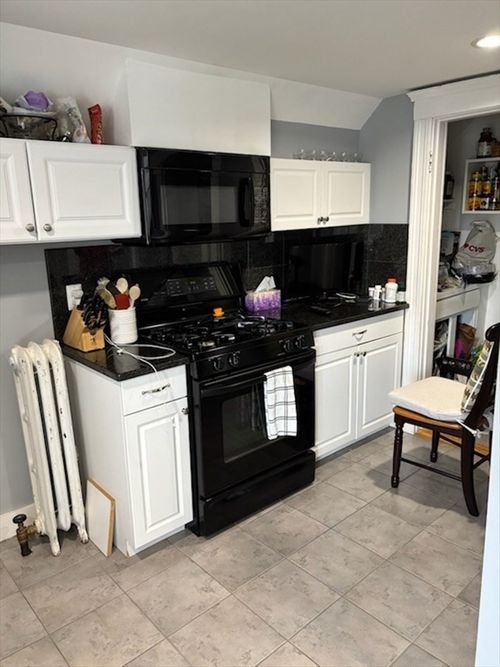 apt-3-284 Boston Ave, Medford, MA, 02155-5256 | Card Image