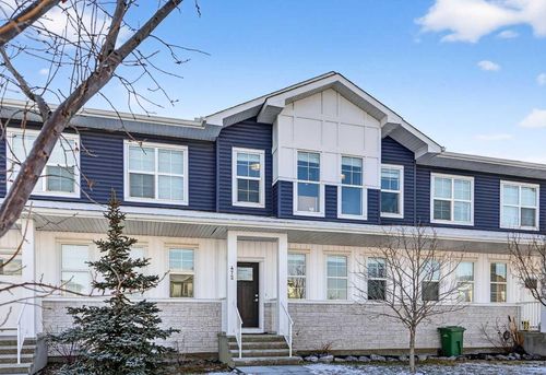 472 W Lakeview Dr, Chestermere, AB, T1X2A4 | Card Image