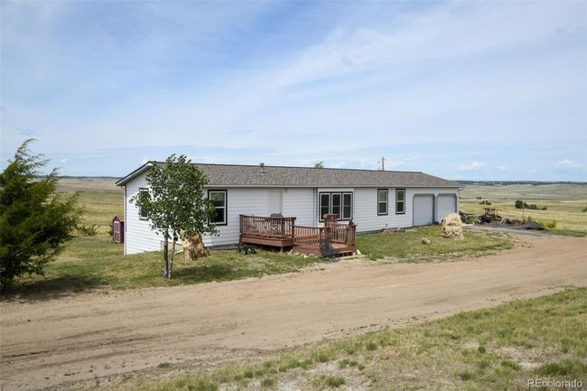 22126 County Road 150, House other with 3 bedrooms, 2 bathrooms and 2 parking in Agate CO | Image 18