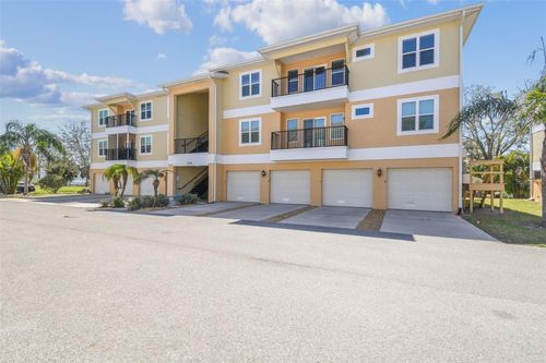 apt-304-5088 Royal Palms Way, New Port Richey, FL, 34652-1758 | Card Image