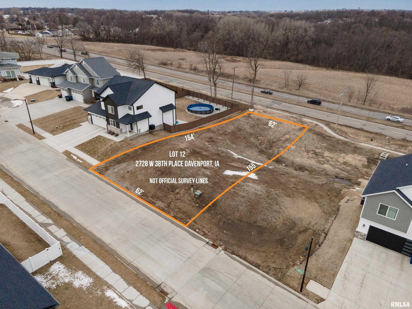 Land in Davenport
