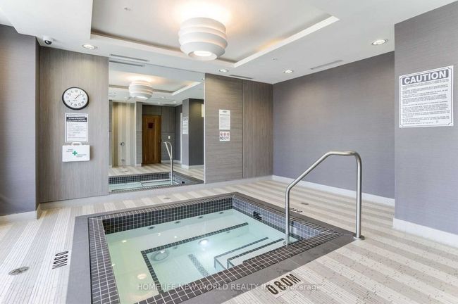 2207 - 9201 Yonge St, Condo with 2 bedrooms, 1 bathrooms and null parking in Richmond Hill ON | Image 14