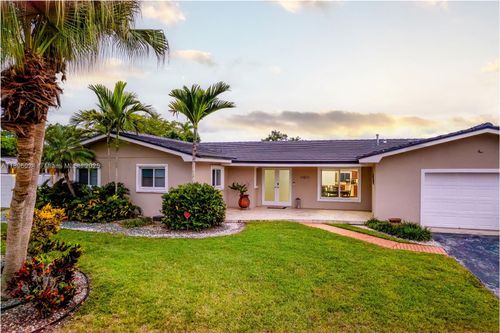 10820 Sw 125th St, Miami, FL, 33176-4641 | Card Image