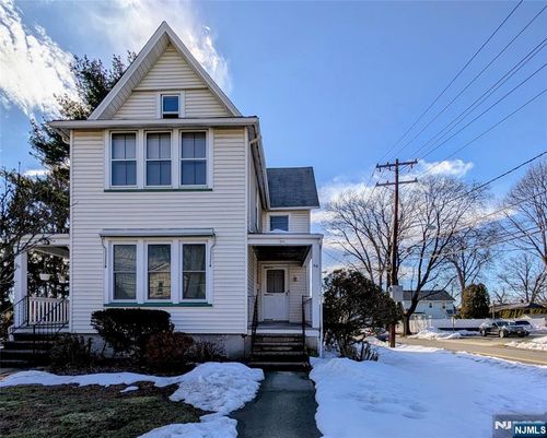 88 Franklin Tpke, Waldwick, NJ, 07463-1810 | Card Image