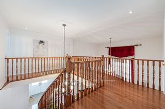 11 Nova Scotia Rd, House other with 4 bedrooms, 4 bathrooms and 6 parking in Brampton ON | Image 9