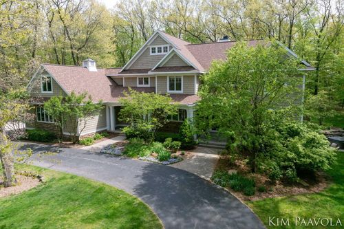 3099 Pickford Dr Se, Ada, MI, 49301-8344 | Card Image