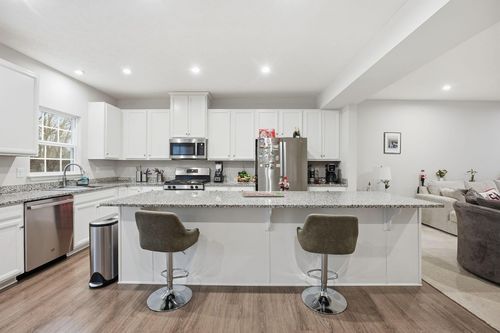 6828 Frey Lane, Reynoldsburg, OH, 43068 | Card Image