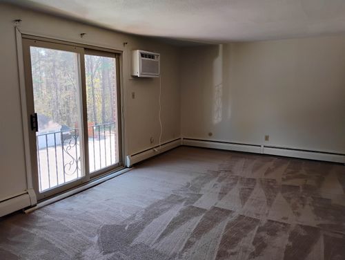 303-133 English Village Road, Manchester, NH, 03102 | Card Image