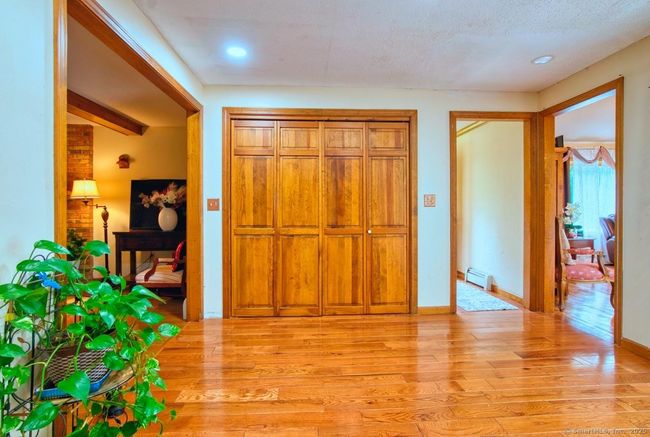 26 Lighthouse Hill Rd, House other with 4 bedrooms, 3 bathrooms and null parking in Windsor CT | Image 5