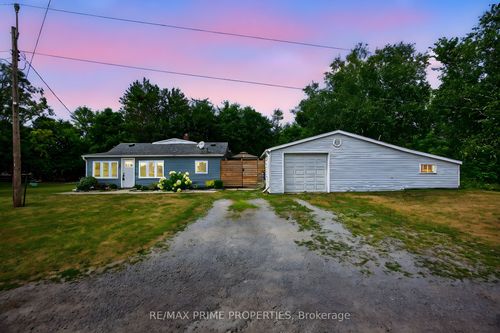 5670 Thomas Dr, Baldwin, ON, L0E1A0 | Card Image