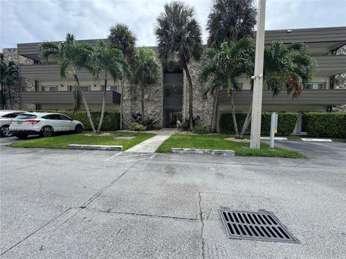 101b-8315 Sw 72nd Ave, Miami, FL, 33143-7631 | Card Image