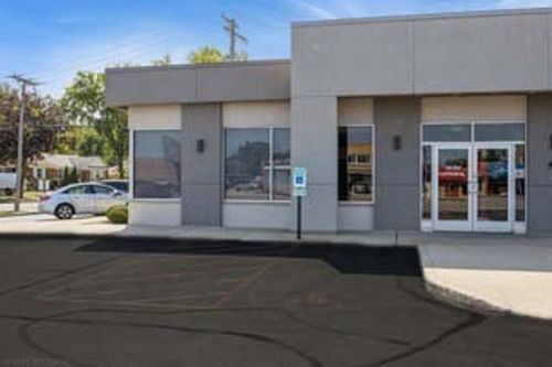 10439 W Cermak Rd, Westchester, IL, 60154-5237 | Card Image