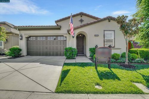 1556 Symphony Cir, Brentwood, CA, 94513 | Card Image