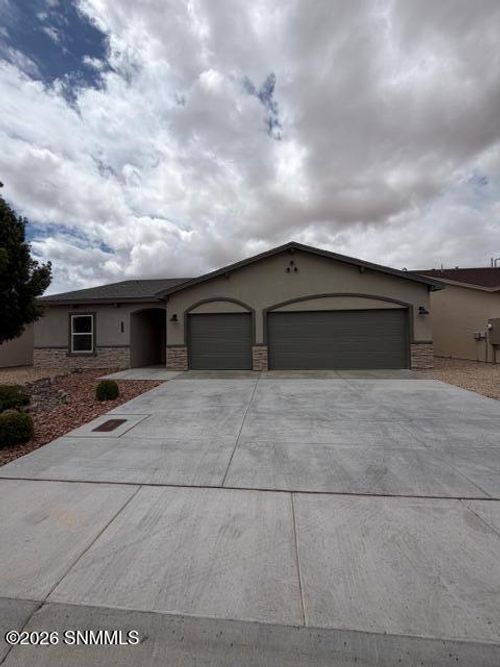 6161 Petty Lane Street, Las Cruces, NM, 88012 | Card Image