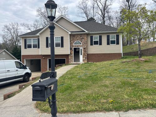 49 Fieldstone Dr, Ringgold, GA, 30736-3357 | Card Image