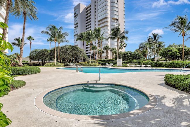 APT-1404 - 5049 N Highway A1a, Condo with 3 bedrooms, 2 bathrooms and null parking in Hutchinson Island FL | Image 9