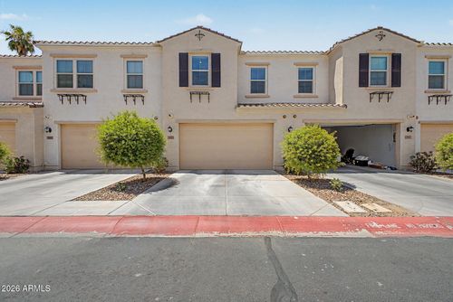 94-4077 S Sabrina Dr, Chandler, AZ, 85248-6196 | Card Image