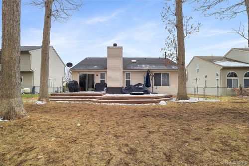 3309 Hilltop Dr, Holly, MI, 48442-1153 | Card Image