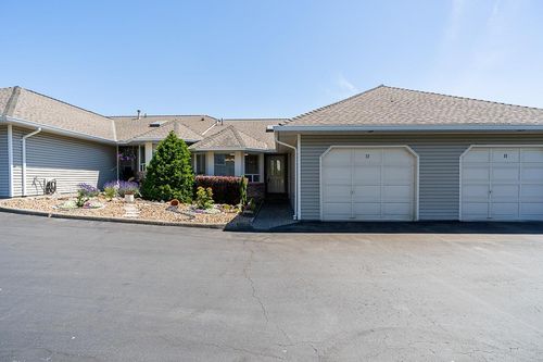12-32615 Murray Ave, Abbotsford, BC, V2T4T8 | Card Image