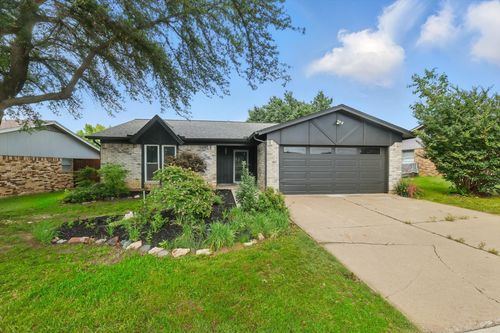 6321 Melinda Dr, Watauga, TX, 76148-3631 | Card Image