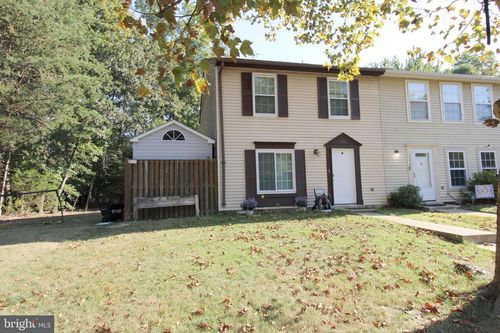 1568 Pin Oak Dr, WALDORF, MD, 20601-3587 | Card Image