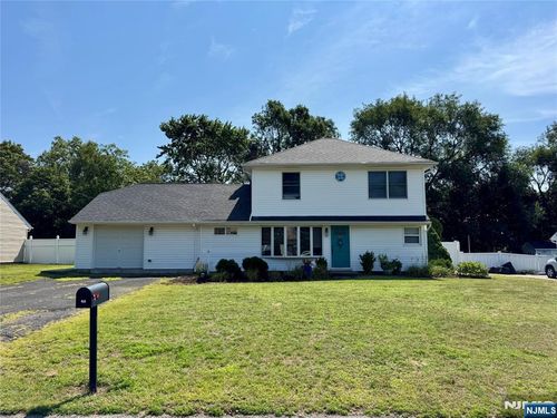 45 Leonard Ter, Wayne, NJ, 07470-3337 | Card Image