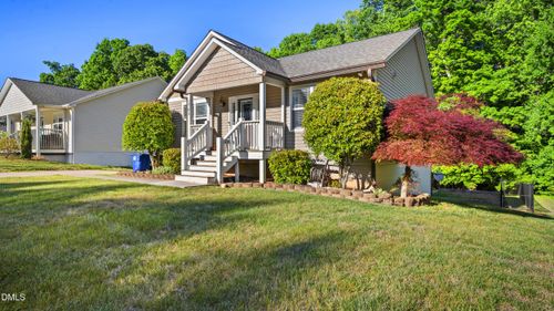 1743 Willa Place Dr, Kernersville, NC, 27284-7768 | Card Image