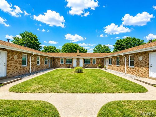 d-7022 Jamieson Avenue, St Louis, MO, 63109 | Card Image