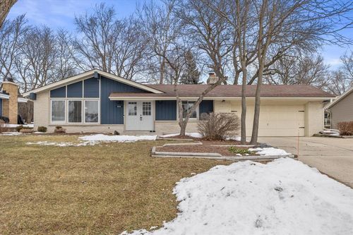 12940 W Wilbur Drive, New Berlin, WI, 53151 | Card Image