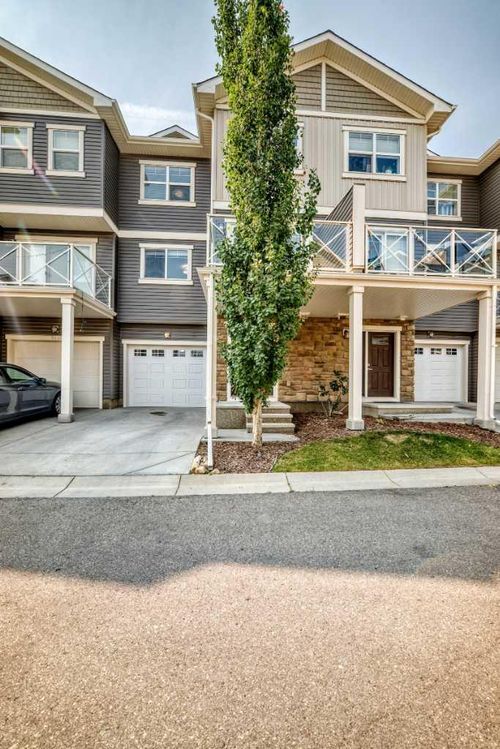 909 Skyview Ranch Grove Ne, Calgary, AB, T3N0R7 | Card Image