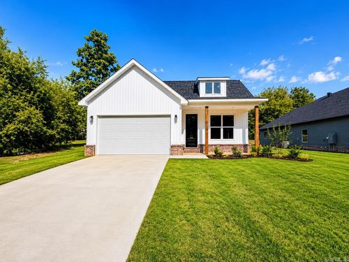 226 S Richards Street, Benton, AR, 72015 | Card Image