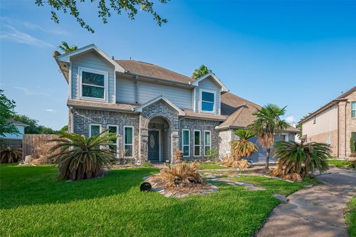 606 Oak Hill Dr, Kemah, TX, 77565-8126 | Card Image