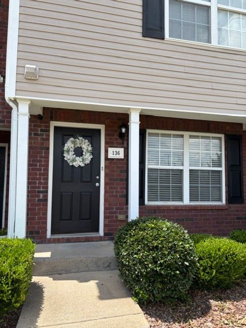 136 Oak Valley Cir, Smyrna, TN, 37167-8500 | Card Image