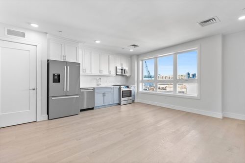 401-301 Border St, Boston, MA, 02128-1633 | Card Image