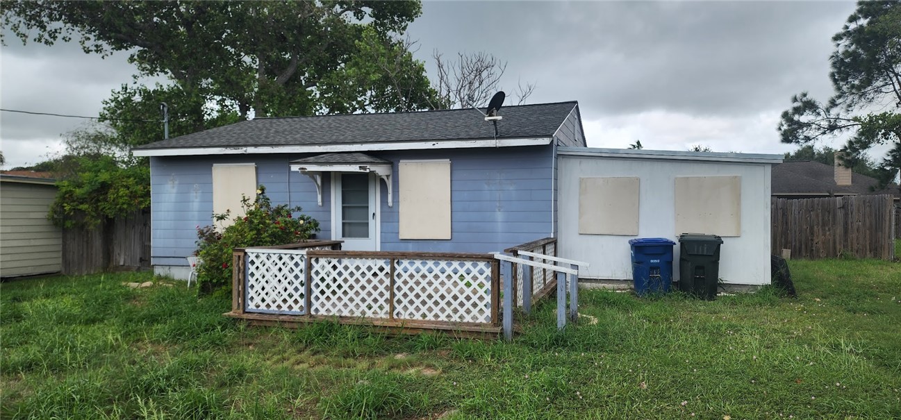 Amber Dr, Corpus Christi, TX 78418