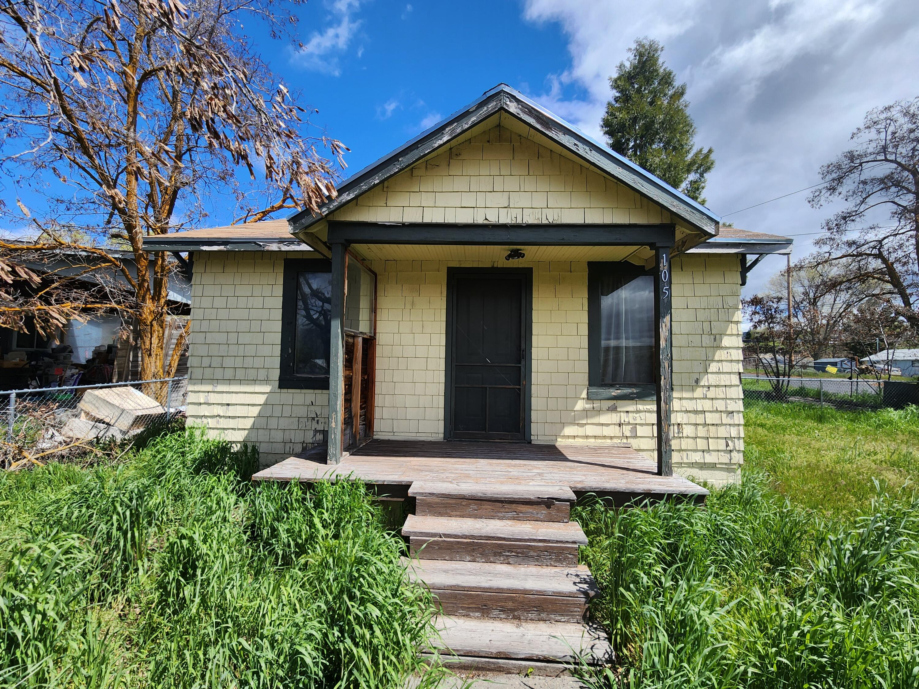 Oregon Ave, Klamath Falls, OR 97601
