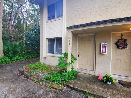 209-209 S Moss Rd, WINTER SPRINGS, FL, 32708-3301 | Card Image
