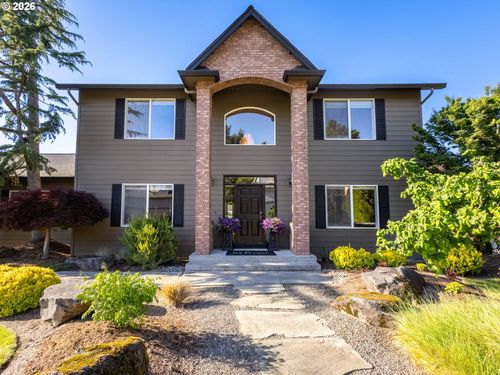 2445 Nw 29th Ave, Camas, WA, 98607-7338 | Card Image