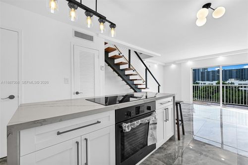 ph8-17800 Atlantic Blvd, Sunny Isles Beach, FL, 33160-2799 | Card Image