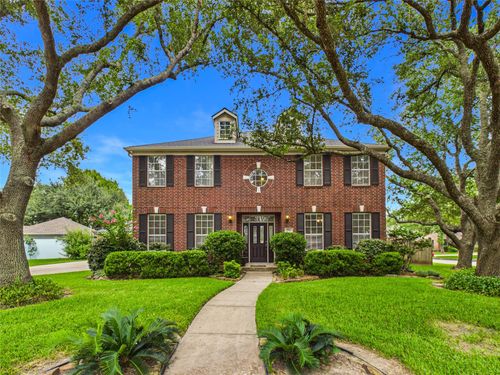 1711 Brill Dr, Friendswood, TX, 77546-5851 | Card Image