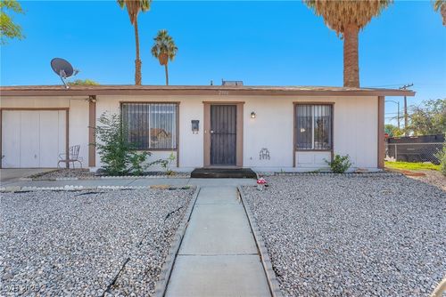 2900 Brady Ave, Las Vegas, NV, 89101-1653 | Card Image