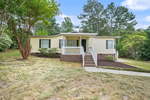 544 Nicole Dr, Sanford, NC, 27332-1680 | Card Image