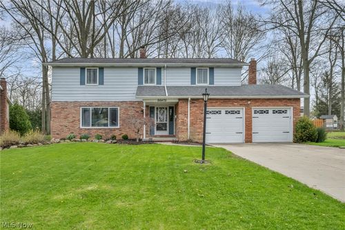 26475 Sudbury Dr, North Olmsted, OH, 44070-1841 | Card Image