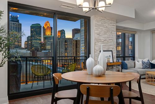 unit-706-100 3rd Ave S, Minneapolis, MN, 55401-2703 | Card Image