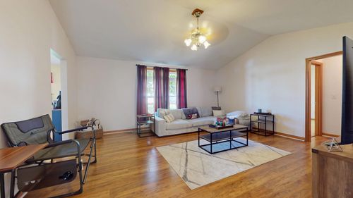 2206 Pennsylvania Ave, Urbana, IL, 61802-5648 | Card Image