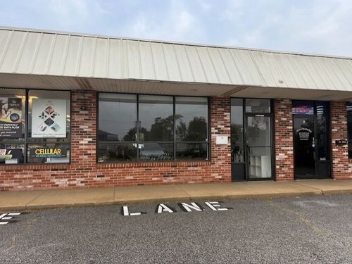 1397 West Main Road, Middletown, RI, 02842 | Card Image
