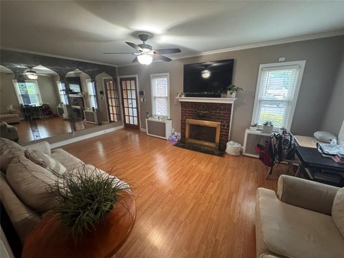 702 Tower Ct, Uniondale, NY, 11553-2955 | Card Image