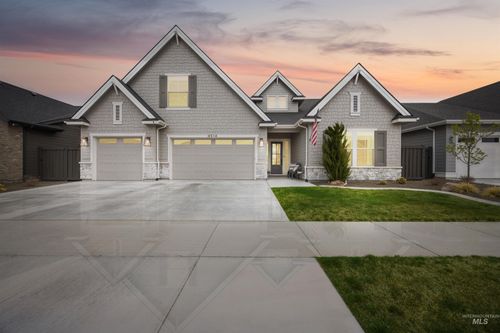 4514 W Durango Dr, Meridian, ID, 83646-1639 | Card Image