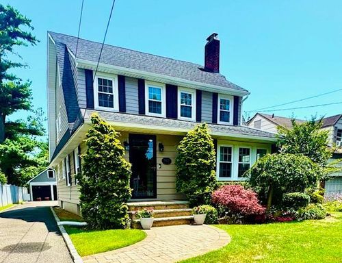 987 E Prospect St, Woodmere, NY, 11598-1446 | Card Image